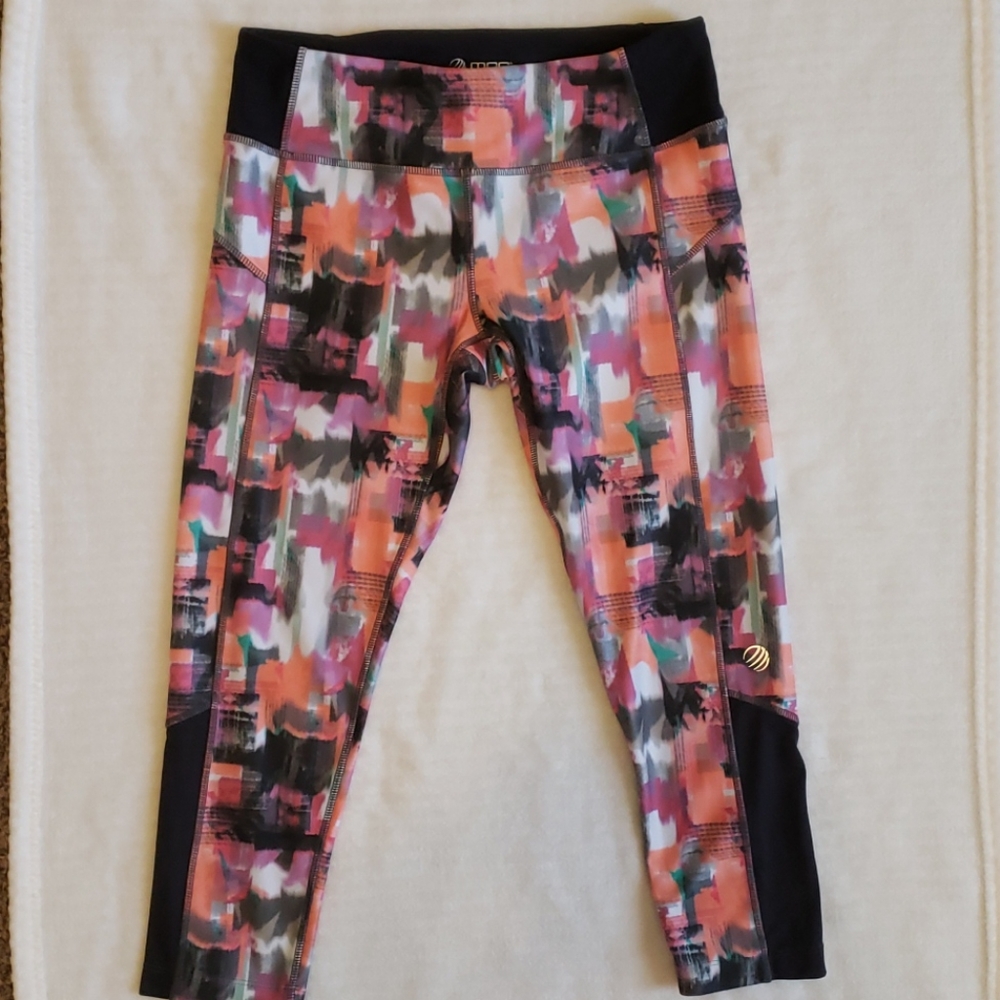 MPG workout capris